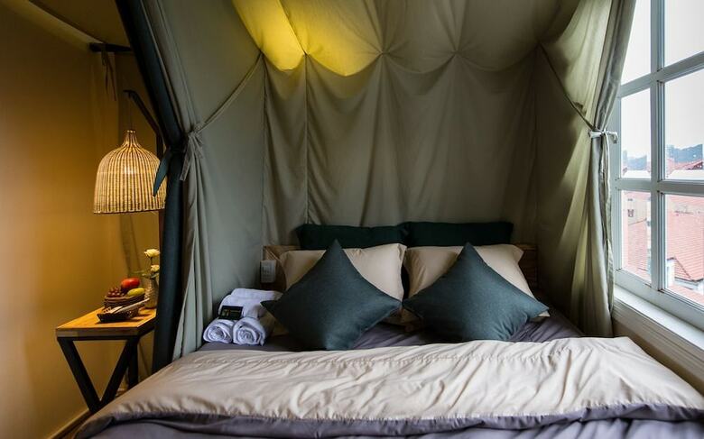 Hostal Yolo Camping House