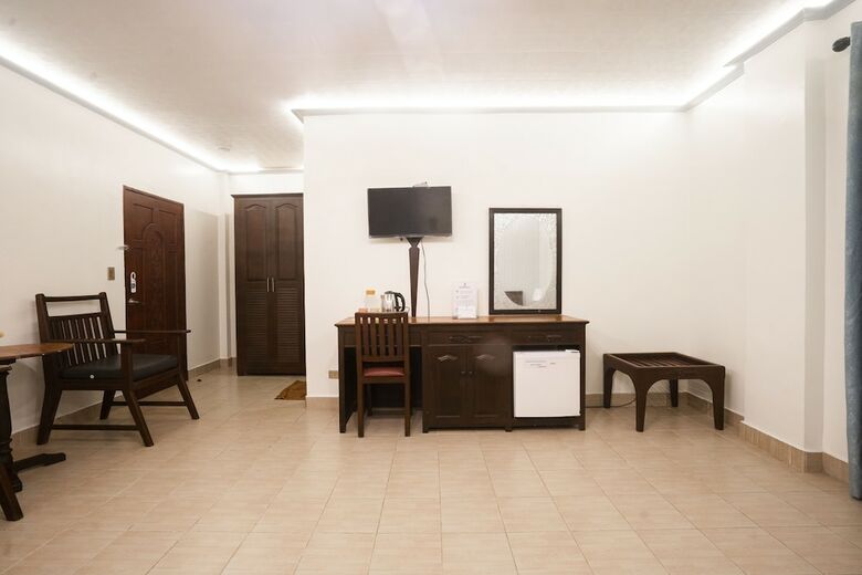 Hotel Royal Park Resort Boracay