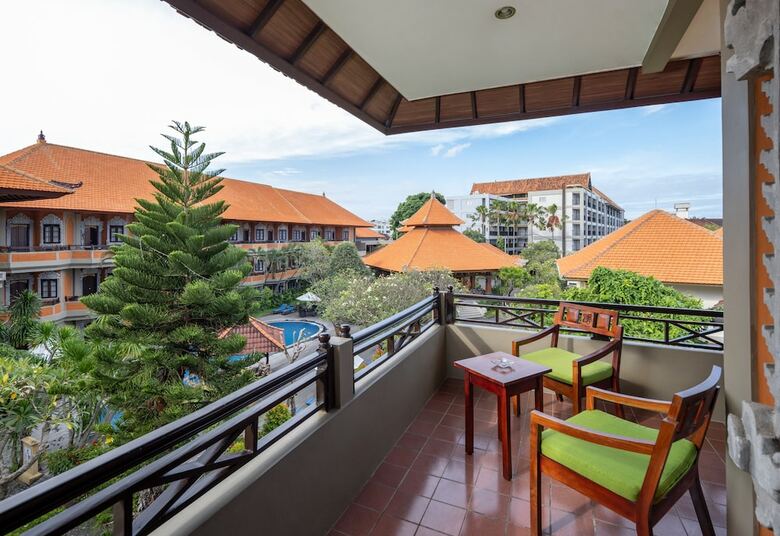 Adi Dharma Hotel