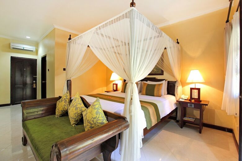 Adi Dharma Hotel
