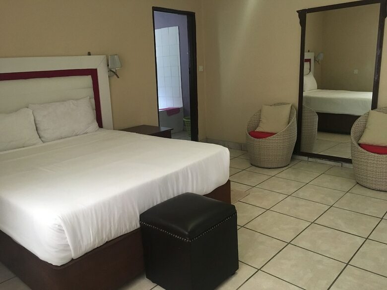 Hotel Luxury Wild Inn