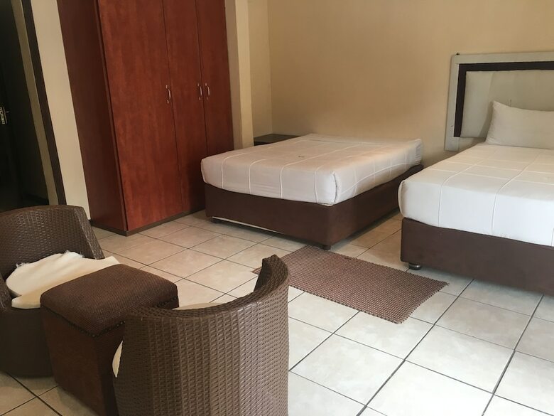 Hotel Luxury Wild Inn