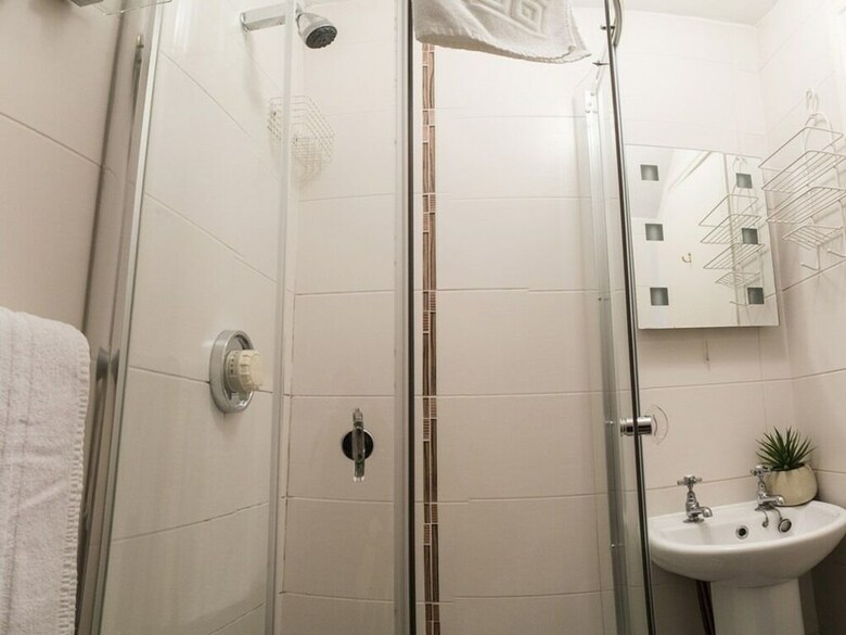 Hotel Tierneys Guesthouse