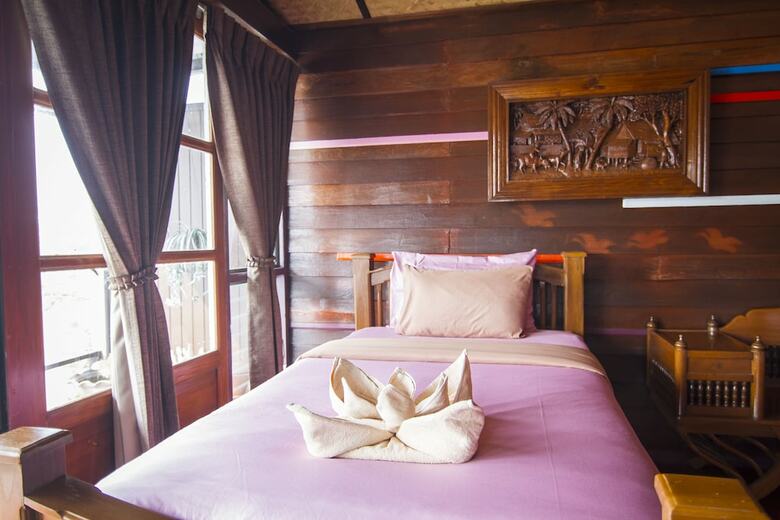 Hotel Kanecha's Home Lampang