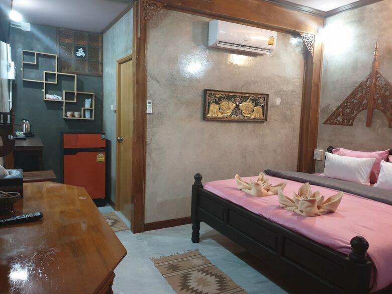 Hotel Kanecha's Home Lampang