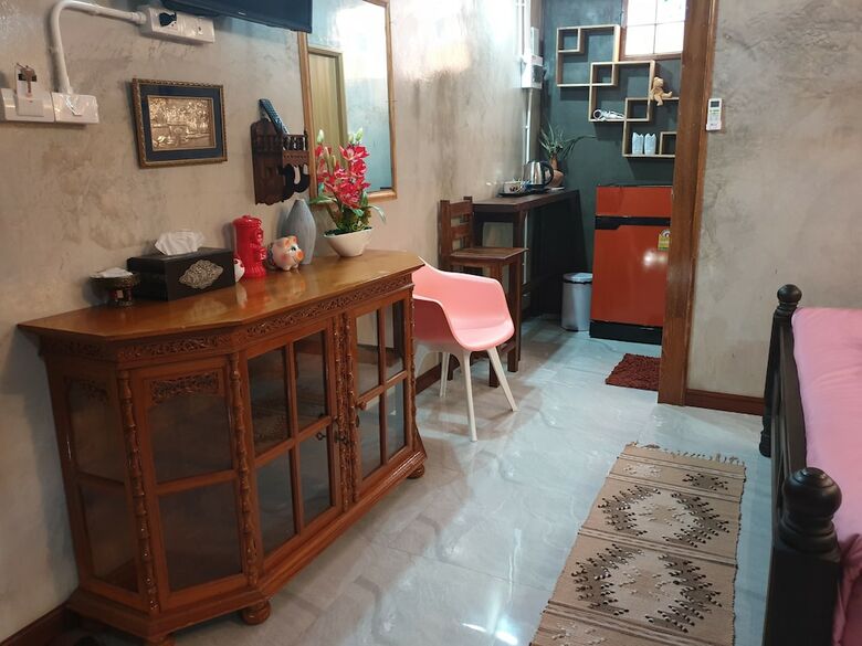 Hotel Kanecha's Home Lampang