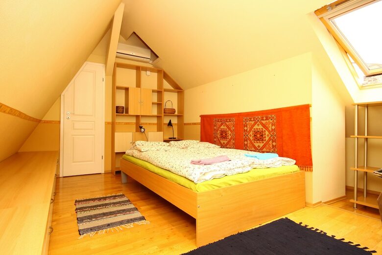 Aparthotel Pal's Hostel & Apartments