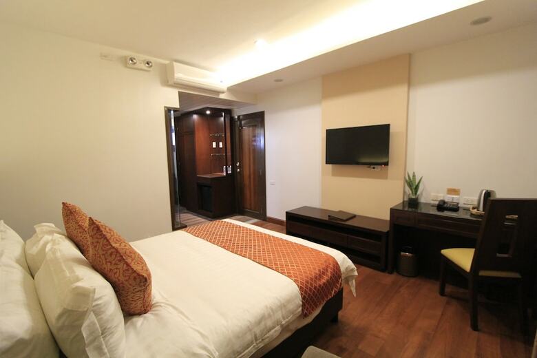 Hotel Coron Soleil Garden Resort