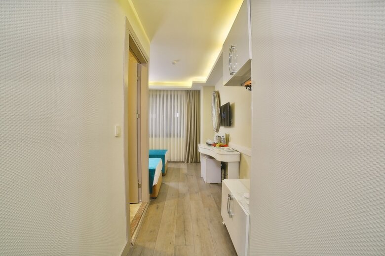 Orka Old City Hotel