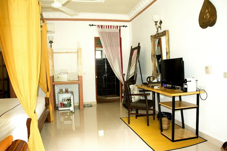 Hotel Tropical Hill Kep