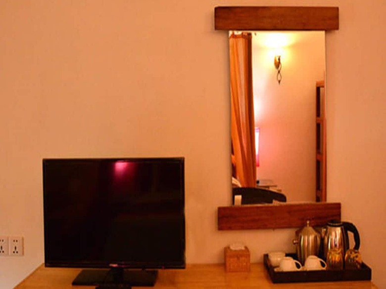 Hotel Tropical Hill Kep