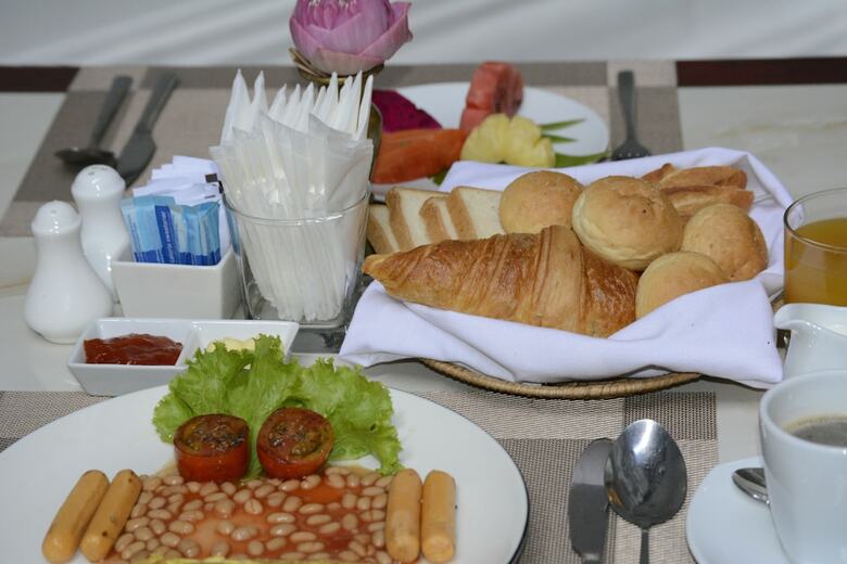 Hotel Tropical Hill Kep