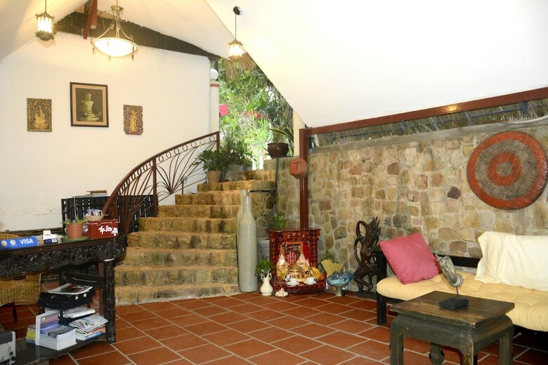 Hotel Tropical Hill Kep