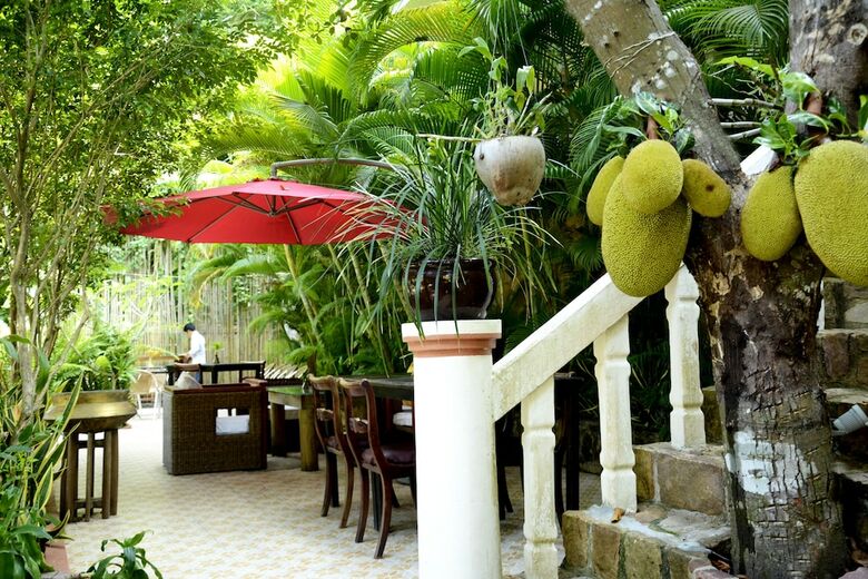 Hotel Tropical Hill Kep