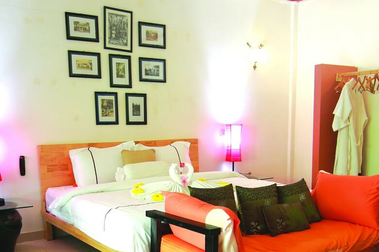 Hotel Tropical Hill Kep