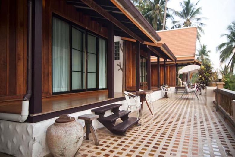 Hotel Bhuvarin Resort