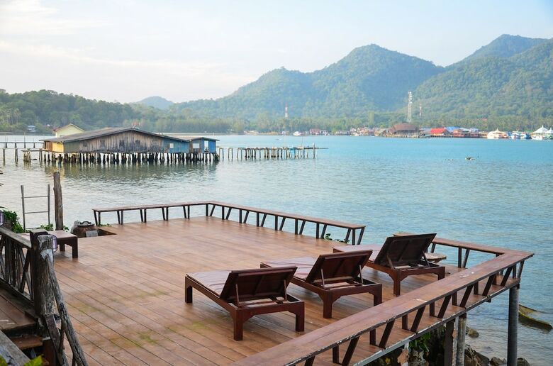 Hotel Bhuvarin Resort