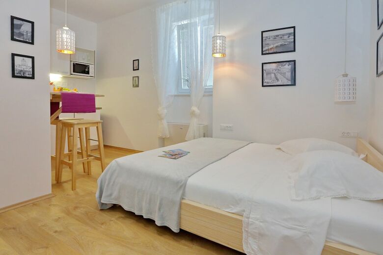 Apartamentos Guverna New City Accommodation