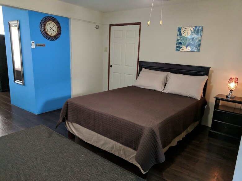Hotel Rockhampton Retreat Guest House