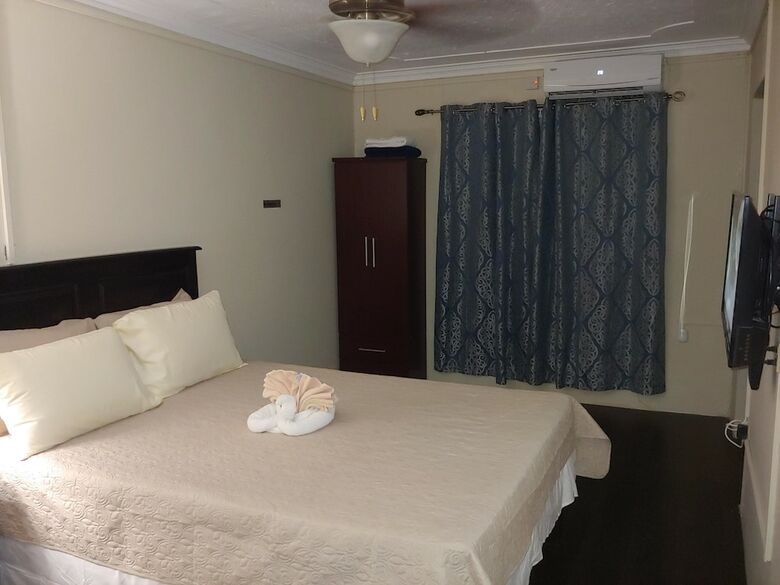 Hotel Rockhampton Retreat Guest House