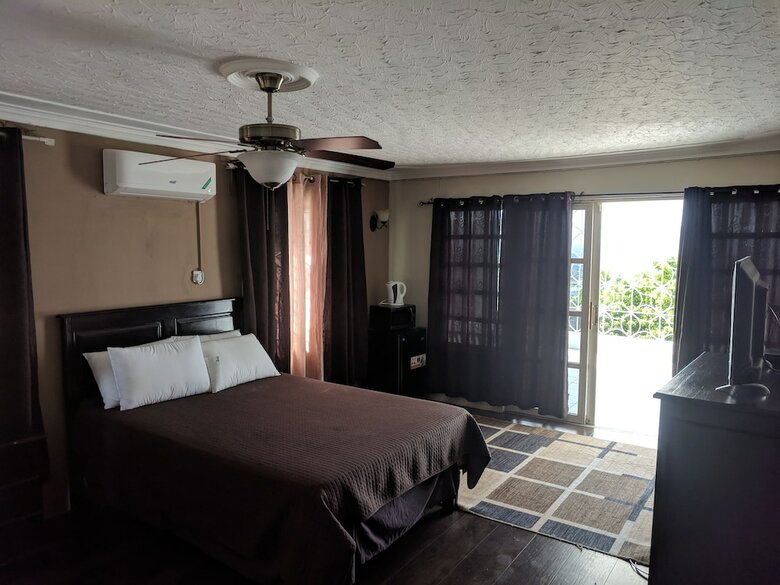 Hotel Rockhampton Retreat Guest House
