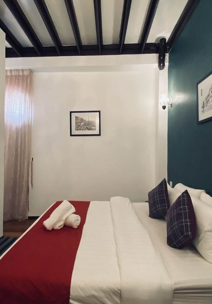 Hotel D'nice Heritage House