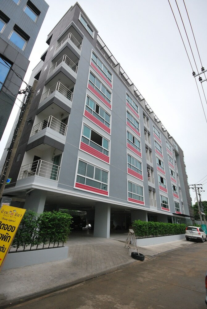 Hotel Baan Mi-na