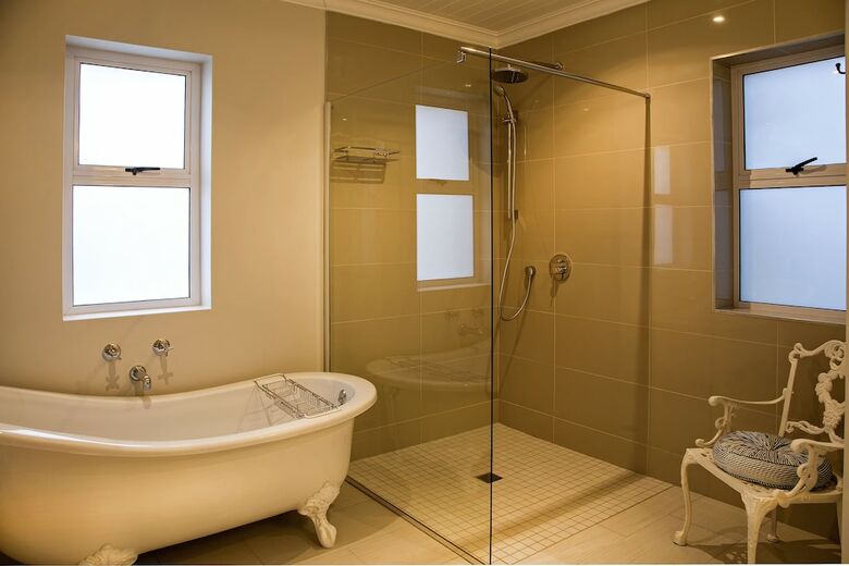Hotel Bright On 5th Guest House