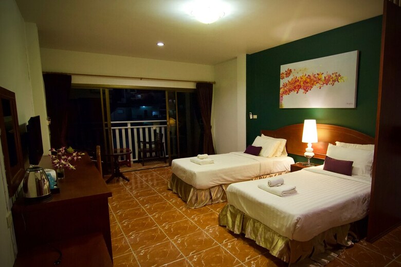 Hotel Sugar Inn Phuket