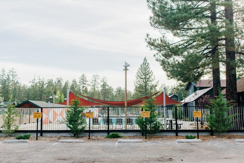 Cabana Noon Lodge At Mallard Bay
