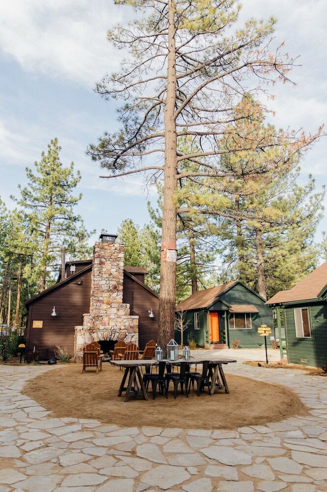 Cabana Noon Lodge At Mallard Bay