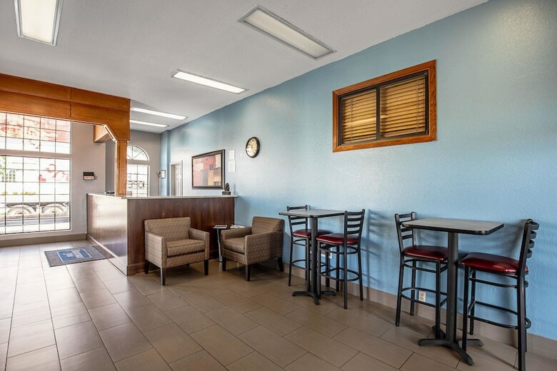 Motel Rodeway Inn