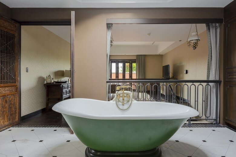 Hotel Chinoiserie Collection Resort & Spa