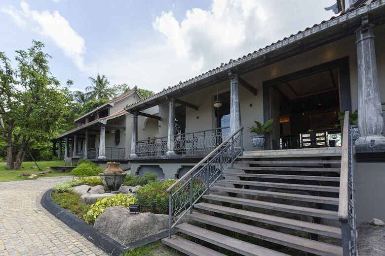 Hotel Chinoiserie Collection Resort & Spa