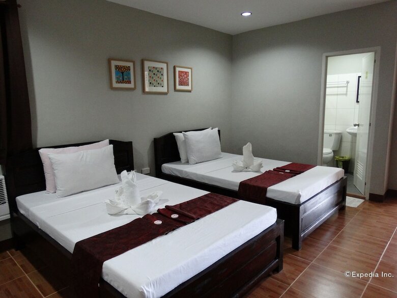 Hotel Harbour Gardens Tourist Inn