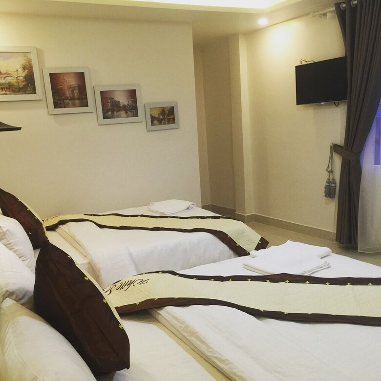 White Star Hotel