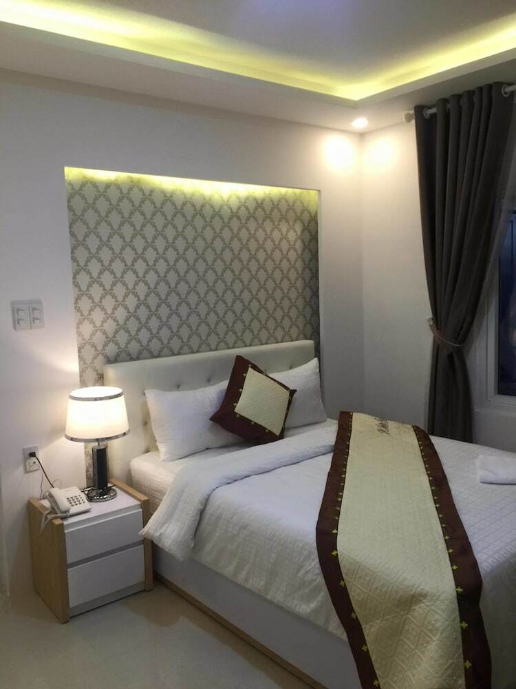 White Star Hotel
