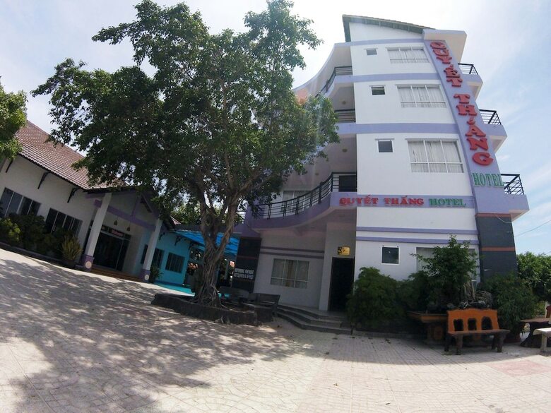 Quyet Thang Doc Let Hotel
