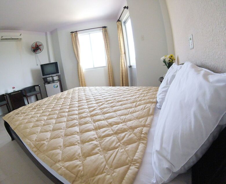 Quyet Thang Doc Let Hotel