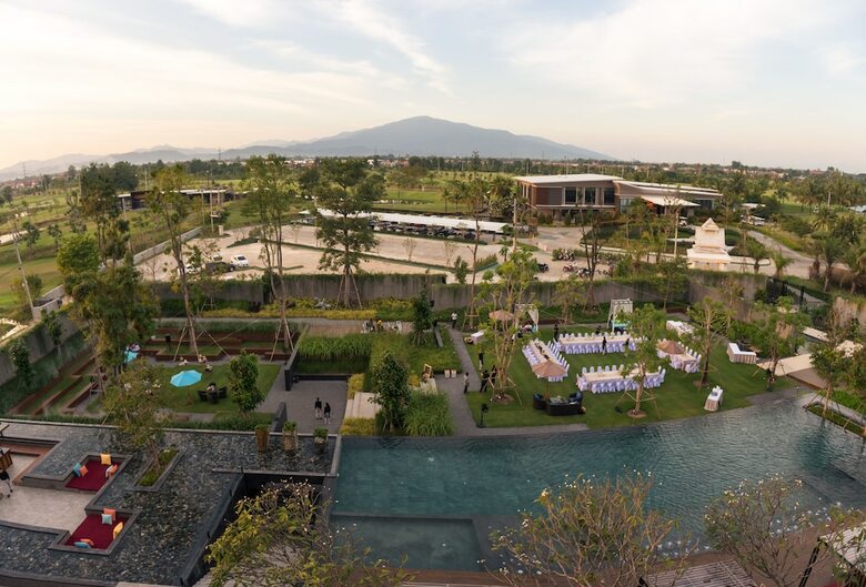 Hotel North Hill City Resort