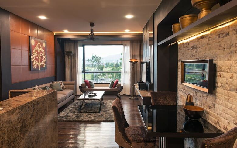 Hotel North Hill City Resort