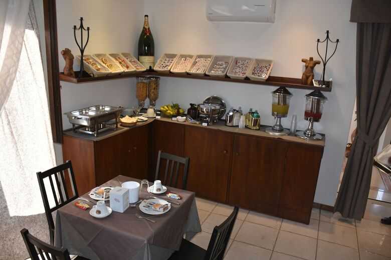Posada Hotel Joy