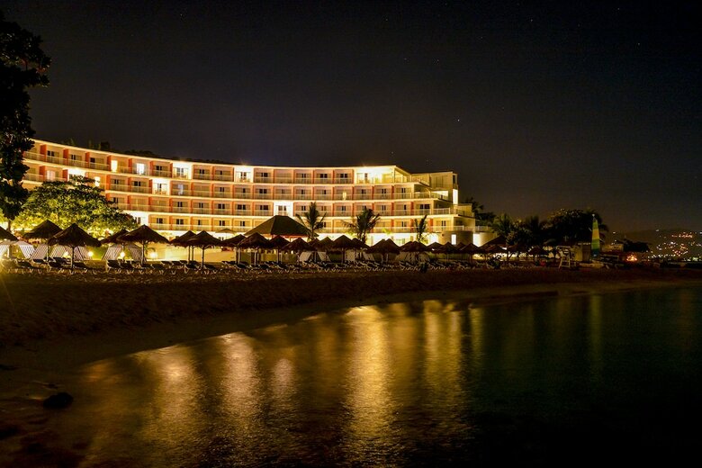 Hotel Royal Decameron Cornwall Beach All Inclusive