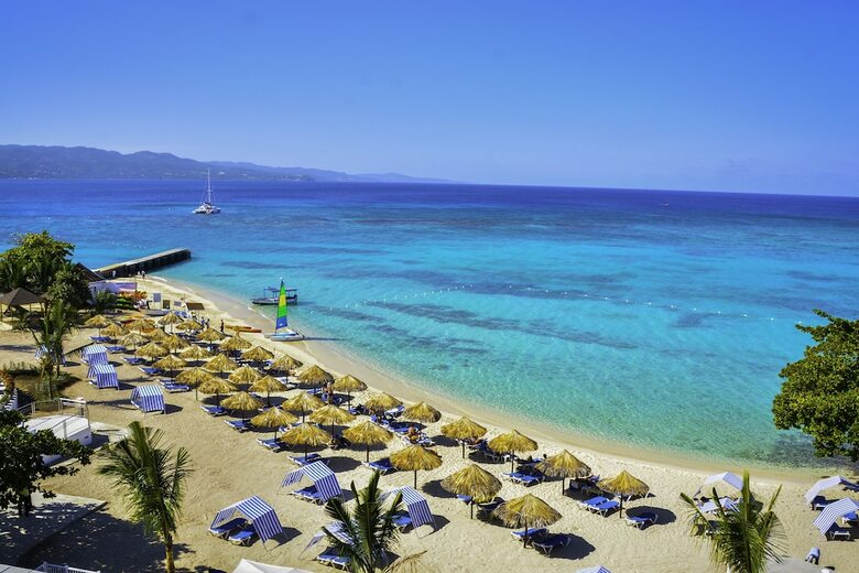 Hotel Royal Decameron Cornwall Beach All Inclusive
