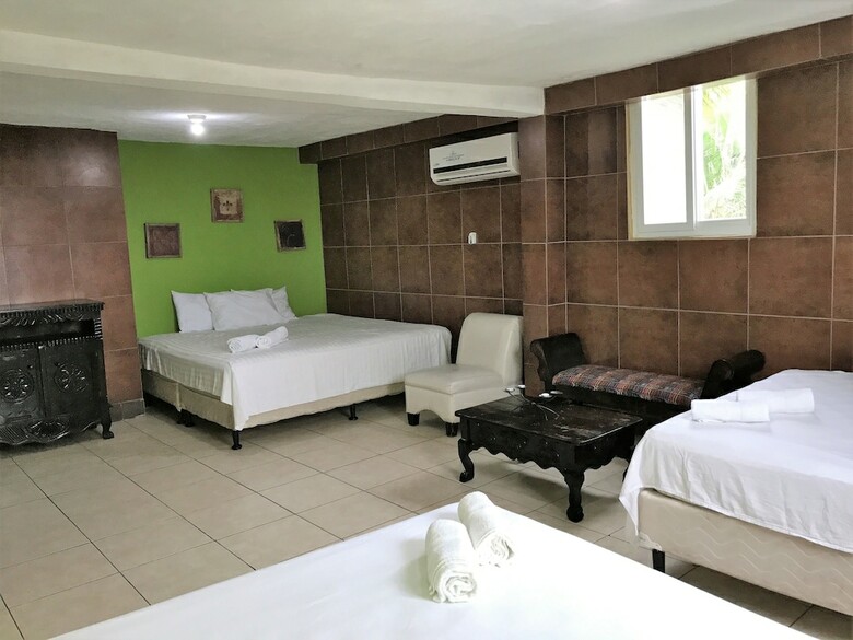 Mi Paraiso Hotel & Resort