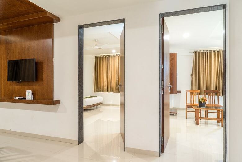 Hotel Pushpak Resort