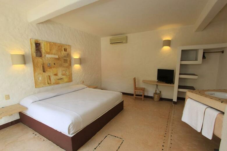 Hotel Plaza Tangolunda