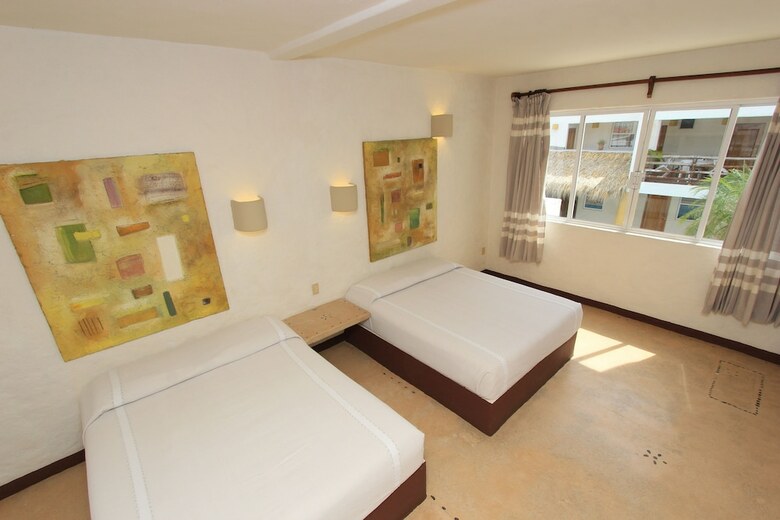 Hotel Plaza Tangolunda