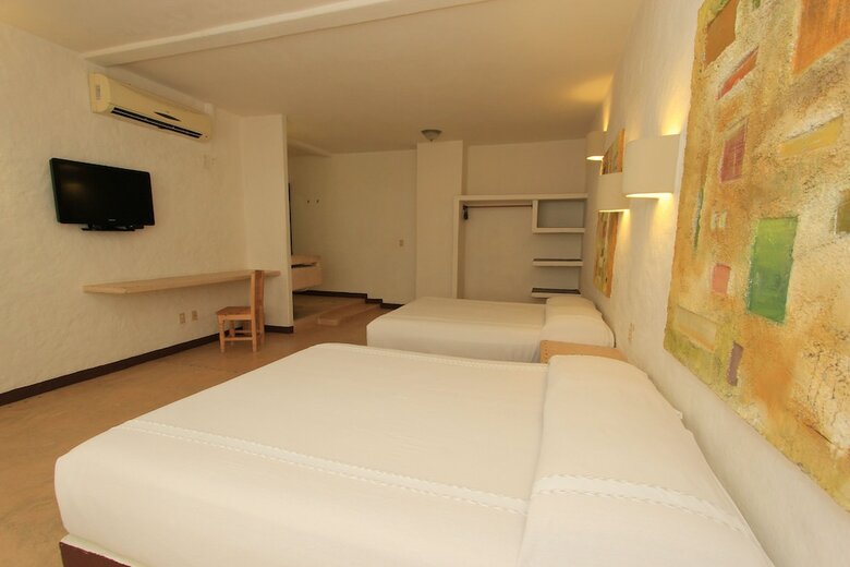 Hotel Plaza Tangolunda