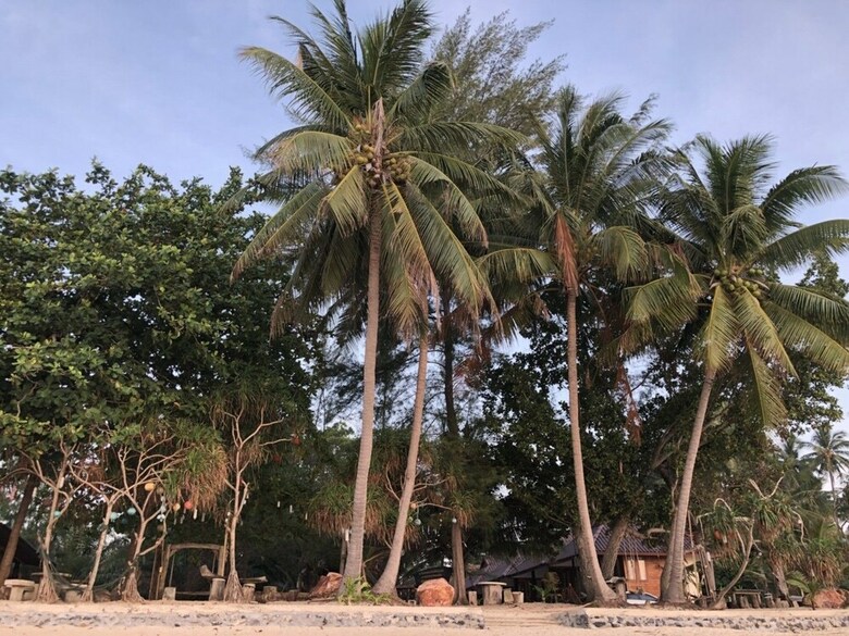 Hotel Baanchaylay Resort